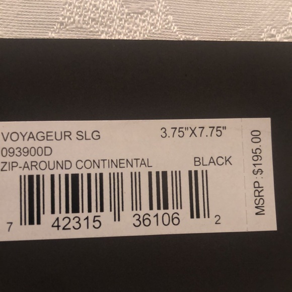 Tumi  New zip Round wallet Voyager collection 2 outside pocket easy access black - Picture 9 of 13